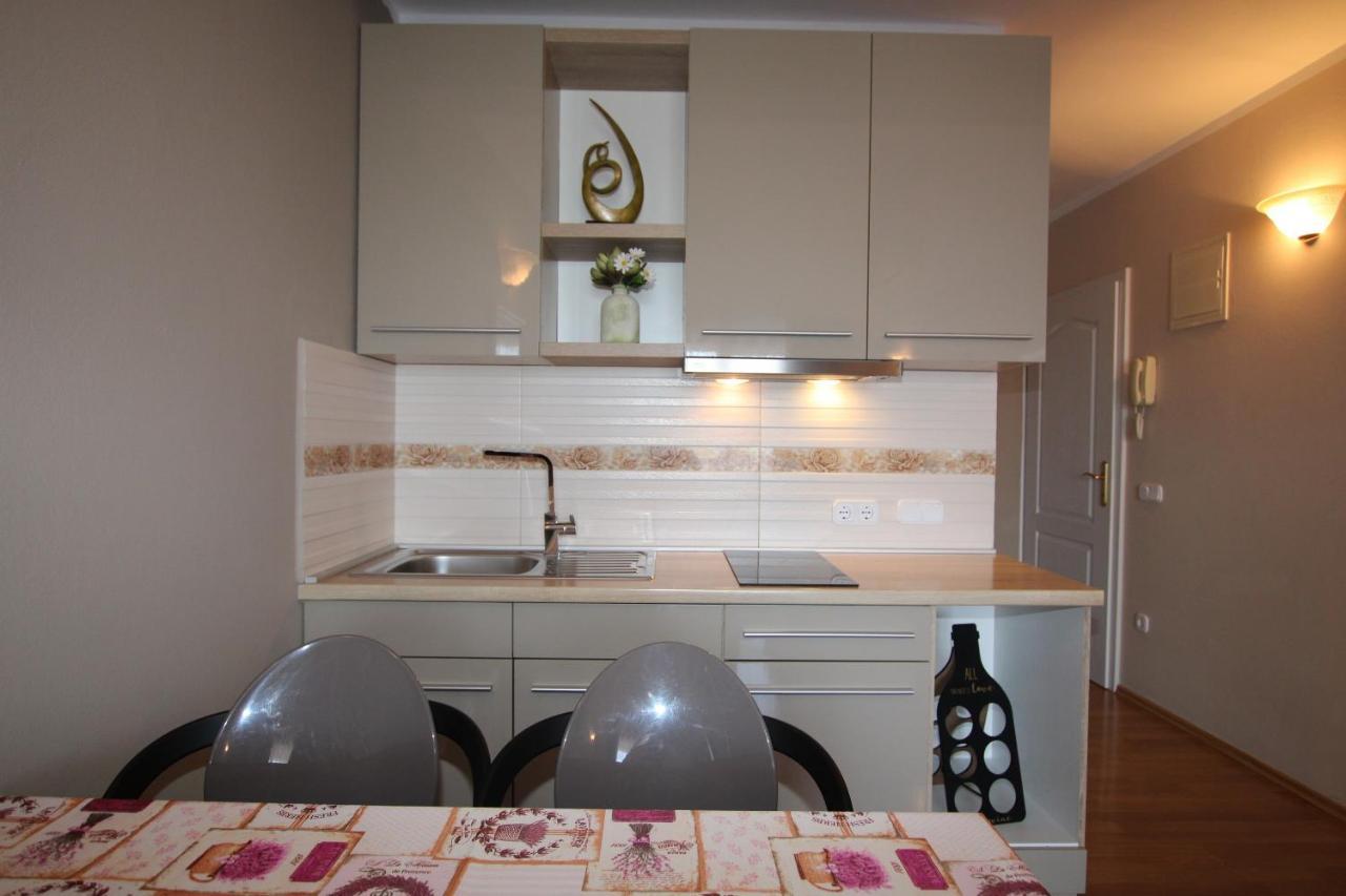 Markus Apartment *